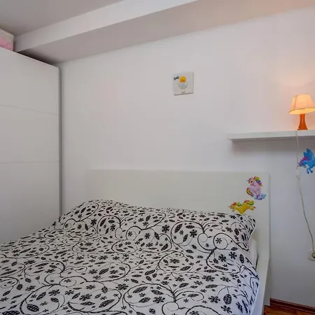 Apartman Natasa Mali Lošinj Zewnętrze zdjęcie
