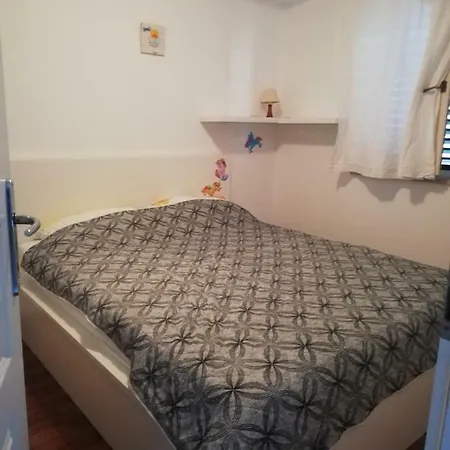 Apartman Natasa Mali Lošinj Zewnętrze zdjęcie
