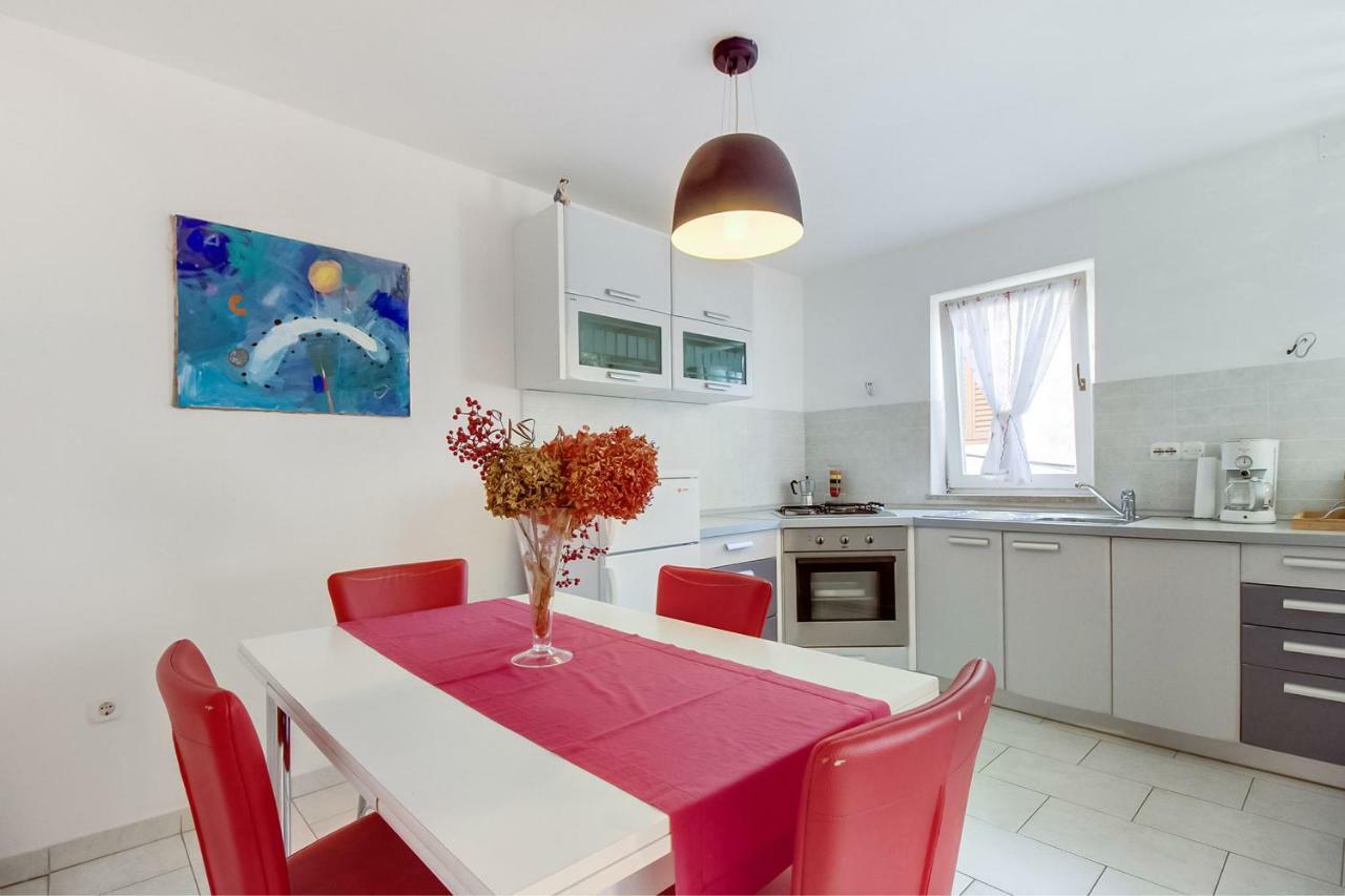 Apartment Natasa *